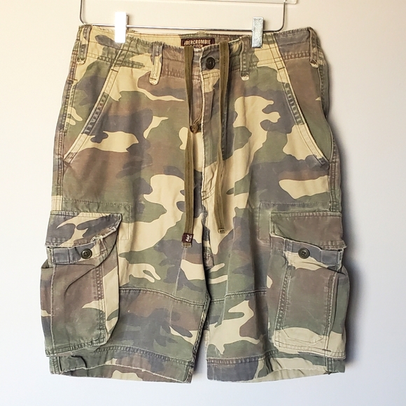 Abercrombie & Fitch Other - Abercrombie & Fitch Men's Adirondacks Camoflauge Camo Cargo Shorts 32